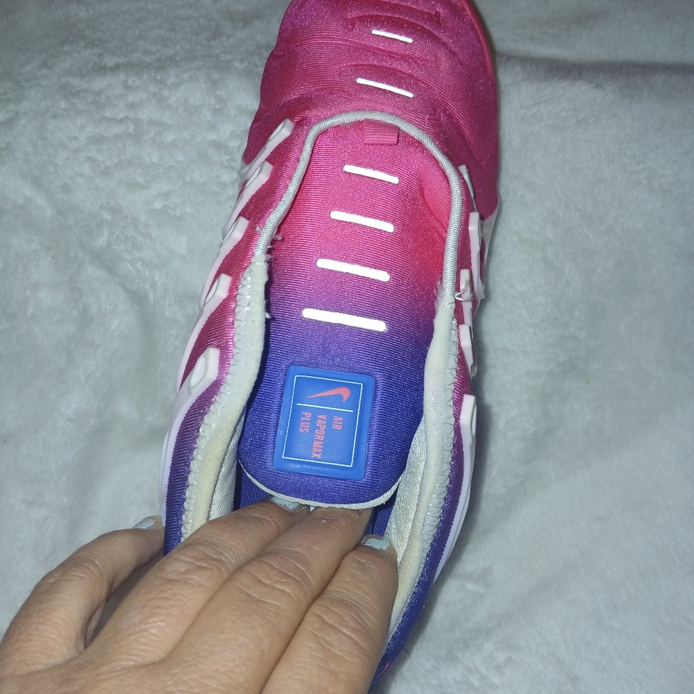 Nike Pink Purple Gradient Women's Air VaporMax Athletic Shoes - Picture 4 of 5